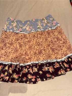 Vintage Y2K Avatar Bohemian Floral Tiered Mini Skirt in Blue, Tan, and Black